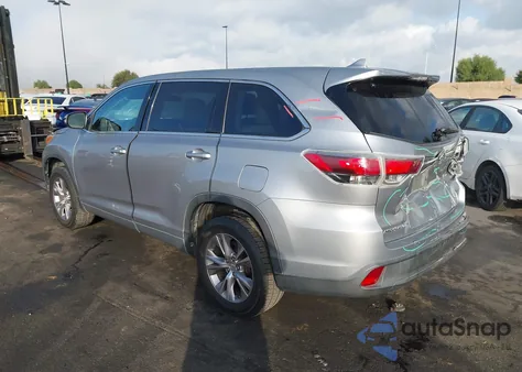 2015 Toyota Highlander Le Plus V6 z USA, uszkodzony, nr VIN 5TDZKRFH2FS080006